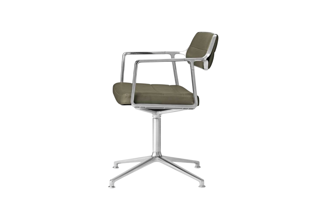 VIPP 453 Swivel Chair